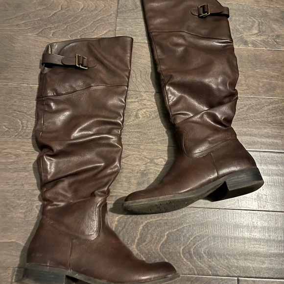 Chocolate Brown Riding Boots - Picture 2 of 4